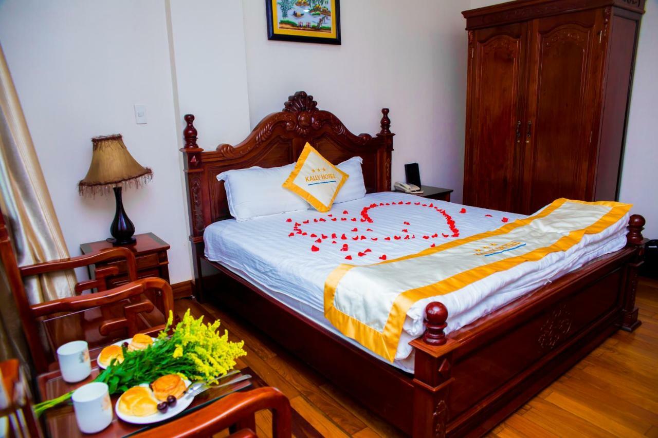 Hotel Kally Saigon Хошимин Екстериор снимка