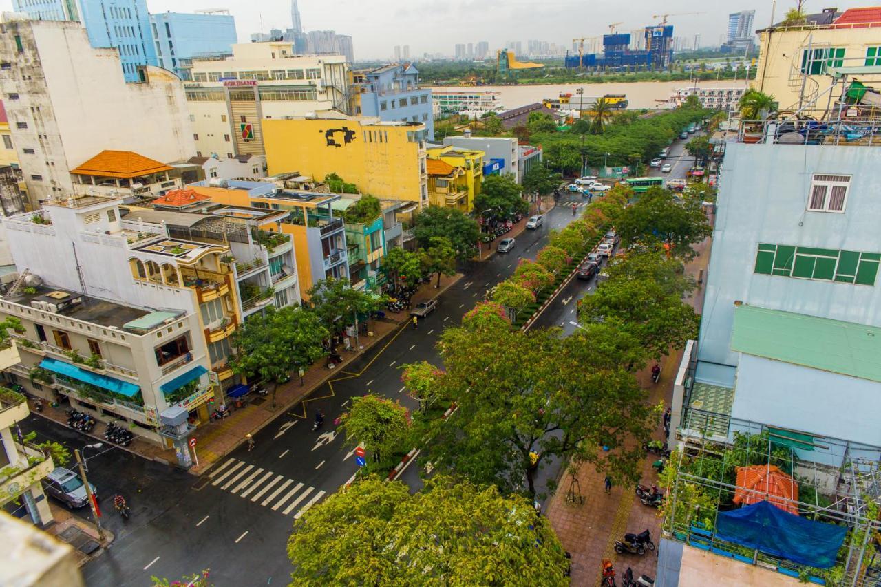 Hotel Kally Saigon Хошимин Екстериор снимка