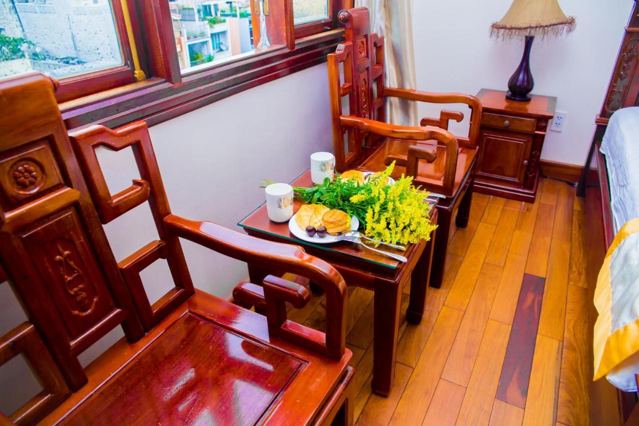 Hotel Kally Saigon Хошимин Екстериор снимка