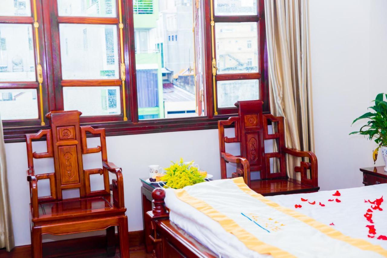 Hotel Kally Saigon Хошимин Екстериор снимка