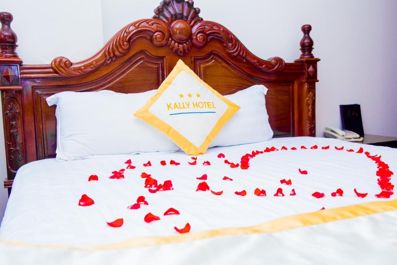 Hotel Kally Saigon Хошимин Екстериор снимка